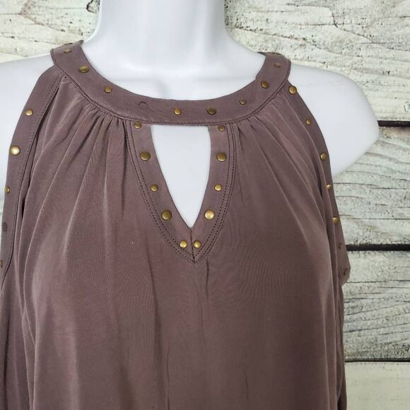 Maurices Women’s Mauve Studded Cold Shoulder Keyhole Tank Top Size XL - Picture 2 of 10